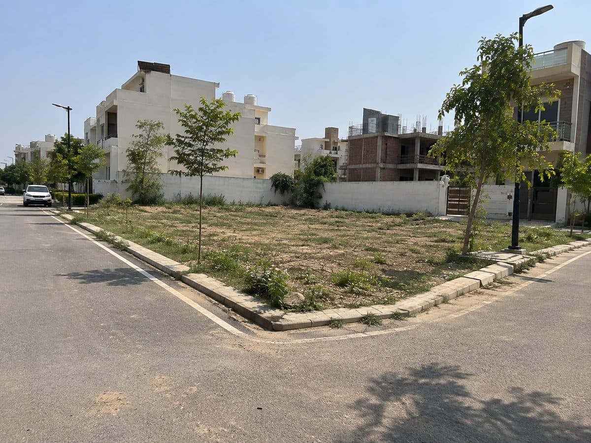 250 sq yd residential plot in Sohna Road, Gurgaon